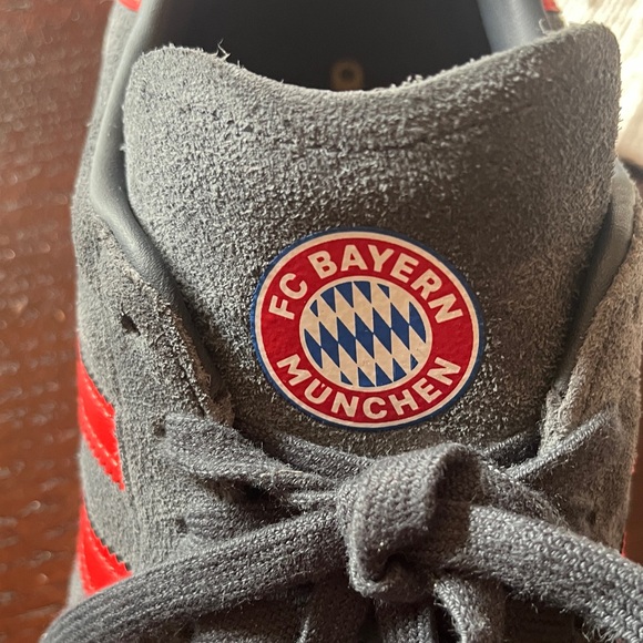 Unisex Adidas Gray and Red FC Bayern Munich Sneakers - Picture 6 of 6